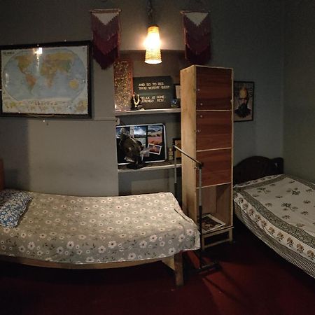 Calcutta Backpackers Homestay- For Travellers And Backpackers Экстерьер фото