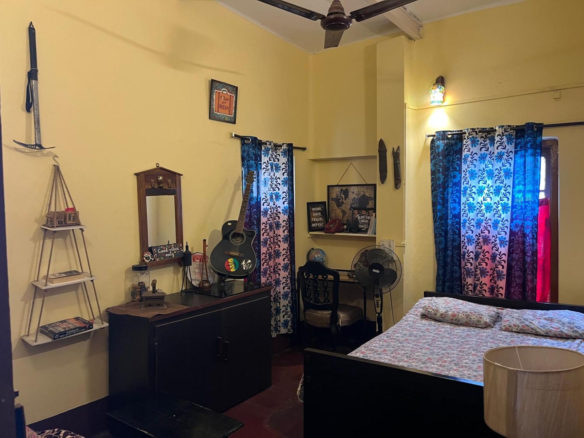 Calcutta Backpackers Homestay- For Travellers And Backpackers Экстерьер фото